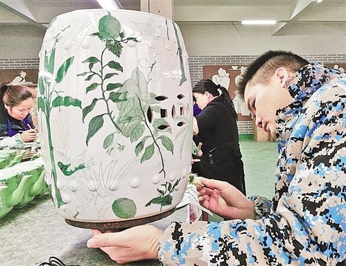 江西吉安陶瓷抢滩欧美市场  