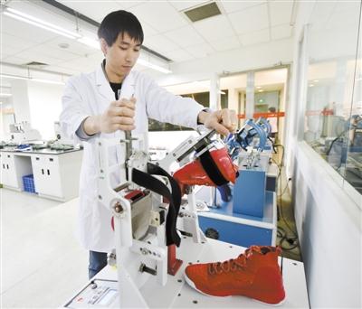 科技提升 国产鞋服影响力